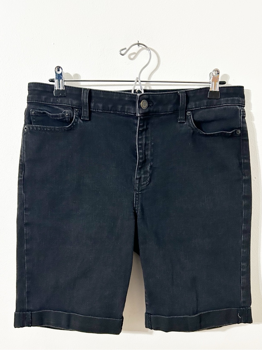 Talbots Flawless Denim Girlfriend Shorts Black Cuffed Bermuda Jean Size 10